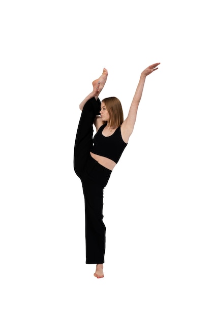 Bella ballerina che fa coreografia