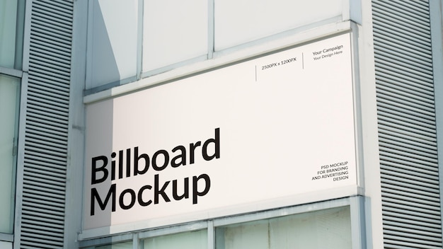 Billboard no canto da maquete do edifício