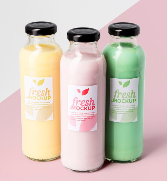 Bio-Fruchtsmoothie-Getränkmodell-Vorderansicht