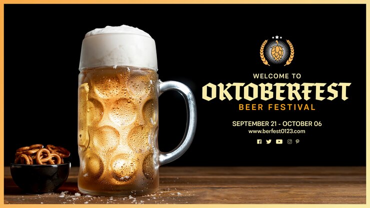PSD boccale di birra dell'oktoberfest con schiuma e salatini