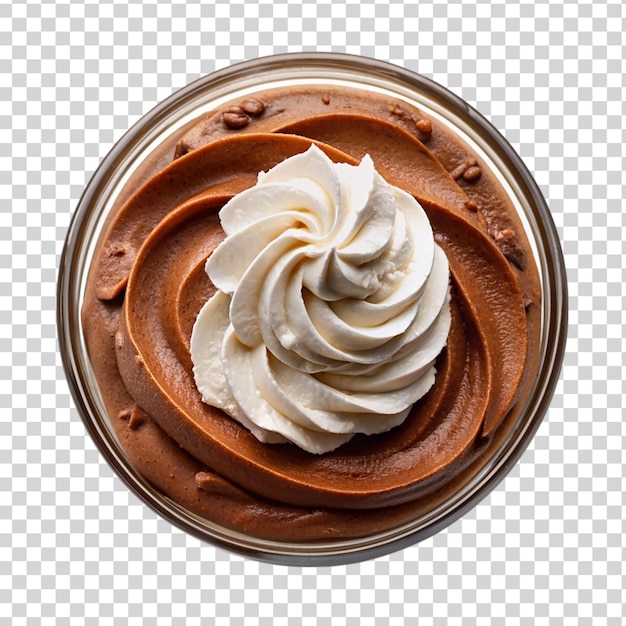 PSD un bol de mousse au chocolat surmonté de crème fouettée isolée sur un fond transparent