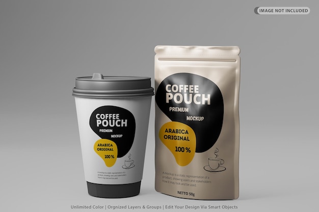 Bolsa de café e maquete de xícara Produto de embalagem realista