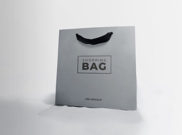 Bolsa de papel gris para compras