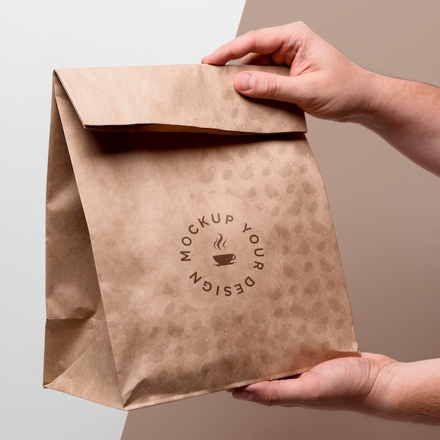 PSD bolsa de papel con maqueta de café