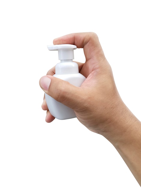 Una botella de jabón líquido en la mano fondo transparente