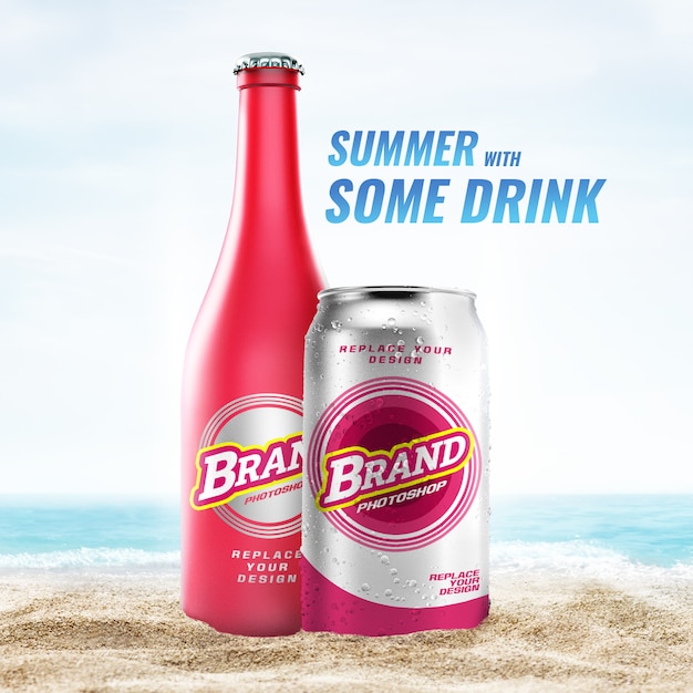 botella y lata en la playa maqueta publicidad