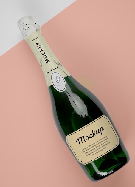 Bottiglia di champagne con mock-up