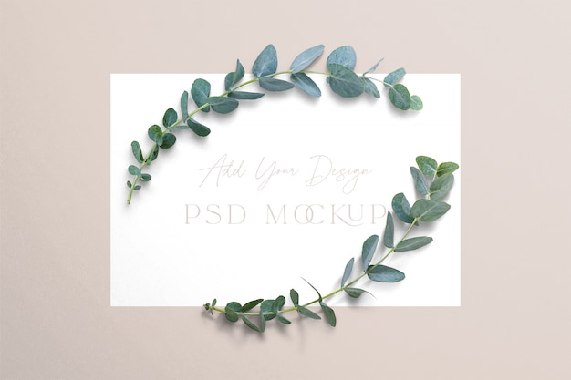 PSD branches d'eucalyptus avec modèle de signe