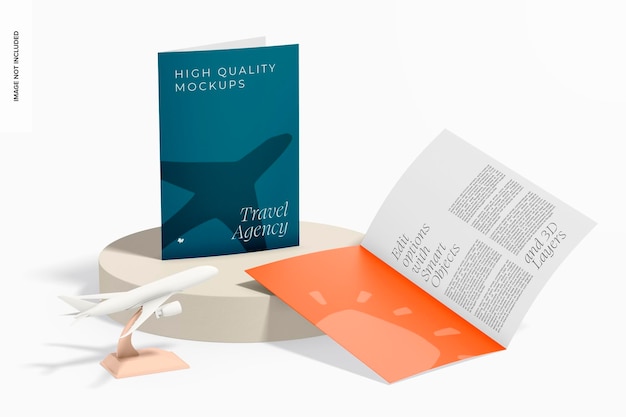 Brochure dell'itinerario di viaggio Mockup, aperto e chiuso