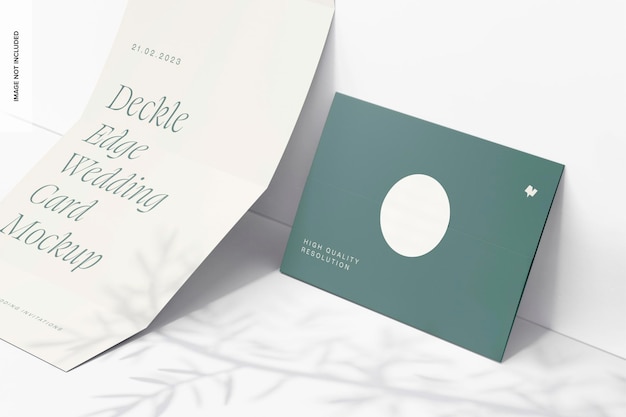 Büttenrand-Hochzeitskarten-Mockup, angelehnt