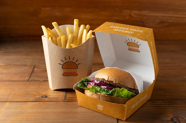 Burger et frites délicieux à l'angle élevé