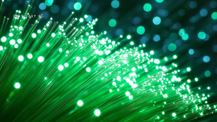 PSD des câbles de fibre optique verts brillants sur un fond sombre avec un effet bokeh