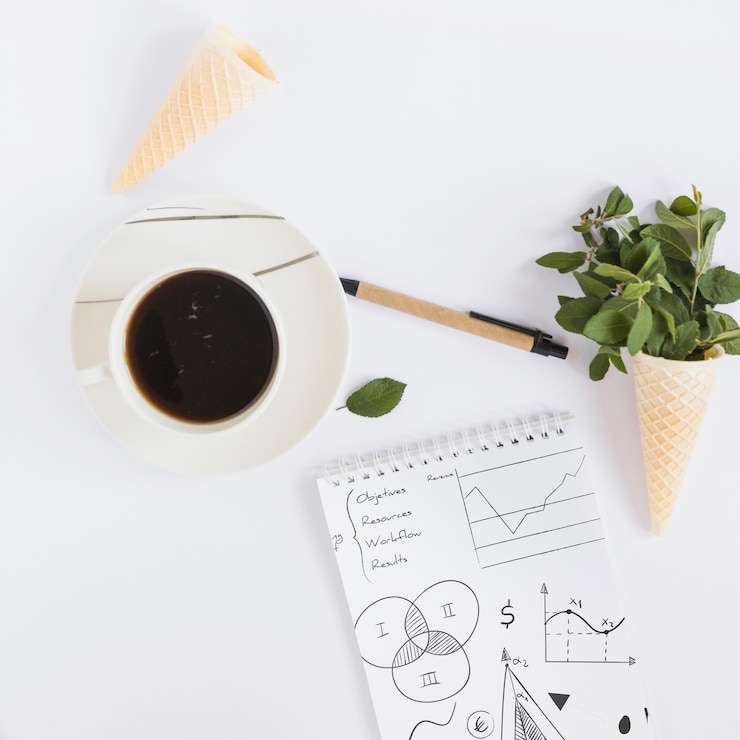 PSD caffè e blocco note mockup con internet del concetto di cose