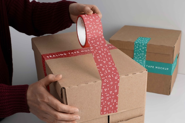 Caja de cartón con diseño de maqueta de cinta de sellado