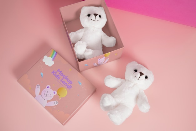 PSD caja de juguetes de colores para niños con oso de peluche