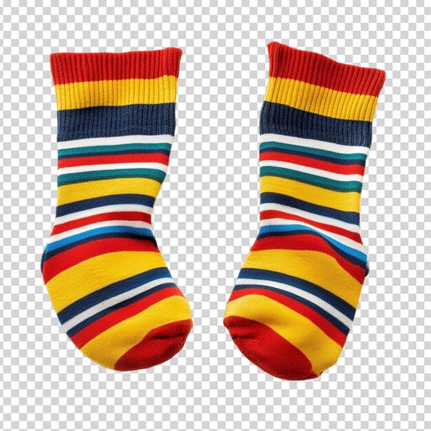 Calcetines a rayas multicolores para niños aislados sobre un fondo blanco