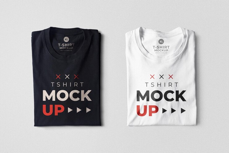 Camiseta preta e branca maquete dobrada realista
