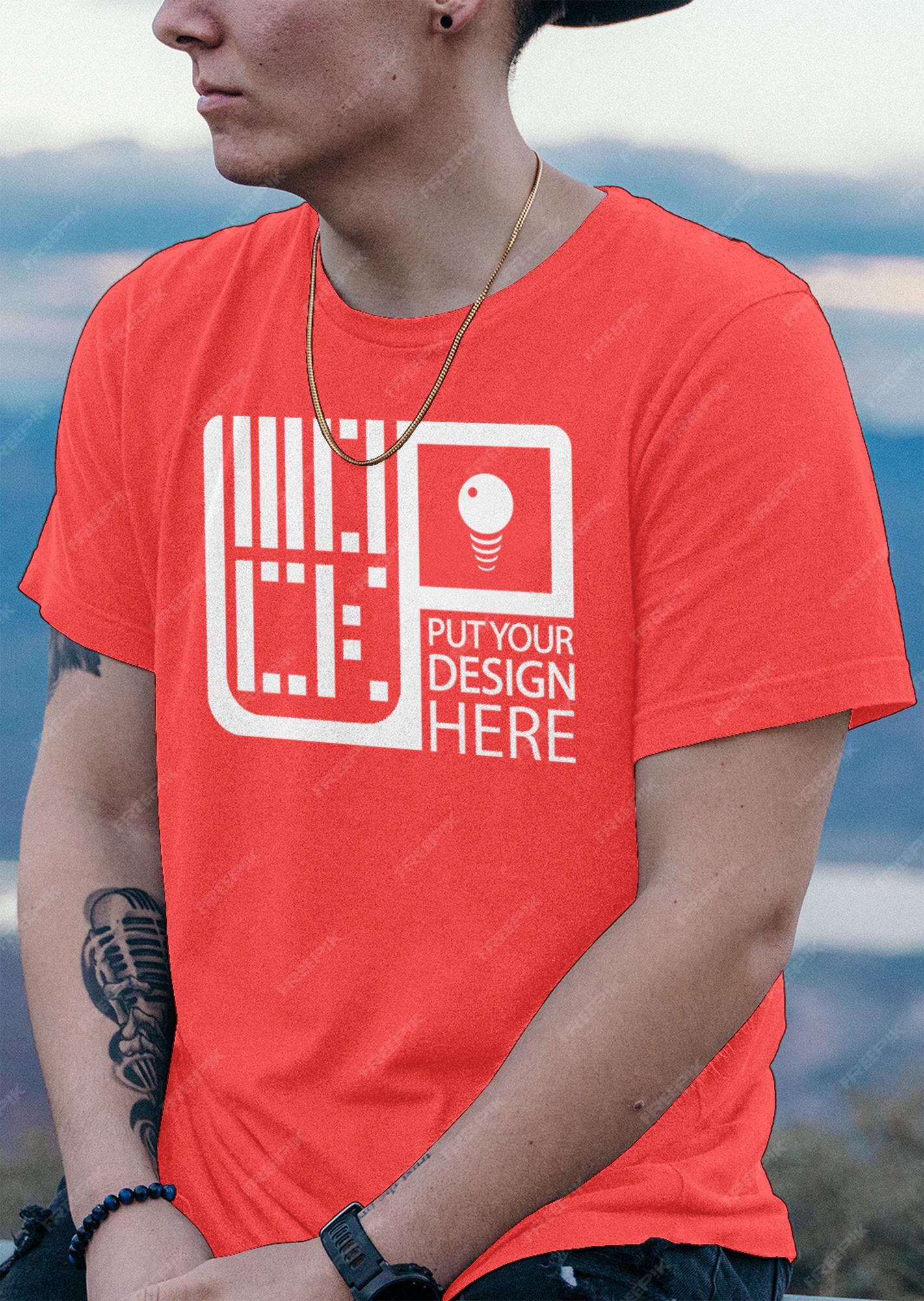 Una camiseta urbana de hombre con una maqueta de cualquier color para