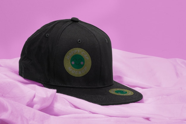 PSD cap peak mockup-design