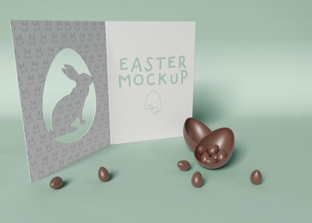 Cartão de Páscoa com maquete de chocolates