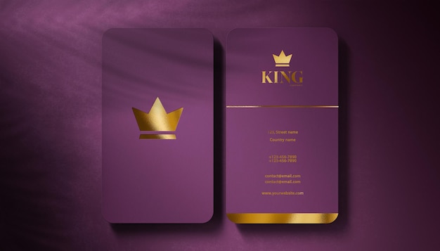 Carte De Visite De Maquette De Logo De Luxe Sur Fond De Velours Violet