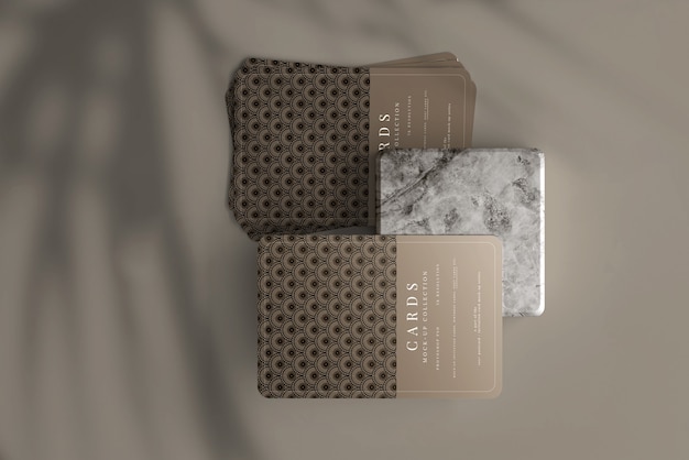 Cartolina o biglietto d'invito Mockup con angoli arrotondati