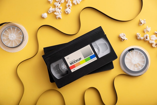 PSD cassette vhs vintage con cinta magnética