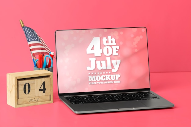 Celebração de 4 de julho com dispositivo inteligente mock-up