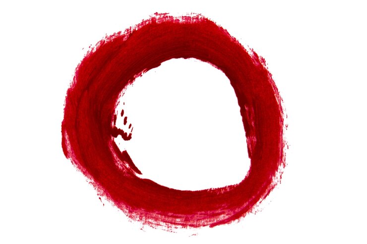 PSD des cercles faits de rouge à lèvres ou de crayon à lèvre sur un fond vide