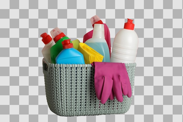 Cesto de plástico de limpeza de primavera com suprimentos de limpeza isolados em fundo branco em close-up PNG
