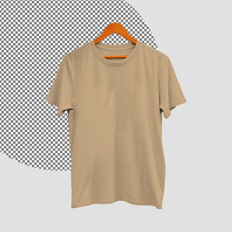 une chemise qui est accrochée avec une étiquette qui dit t-shirt