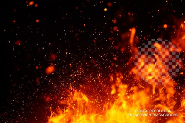 PSD las chispas ardientes y rojas vuelan desde el gran fuego en la noche intenso y dinámico fondo transparente