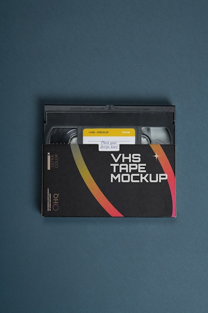 Cinta vhs retro con estuche