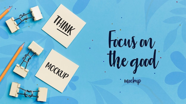 Citazione motivazionale vista dall'alto con mock-up