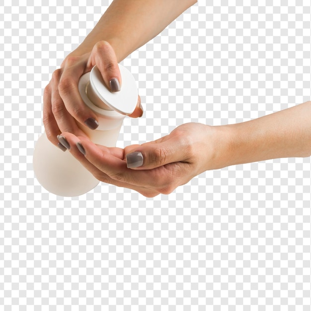 Closeup de la mano de una mujer vertiendo jabón desinfectante de un dispensador con producto de spa aislado en transp