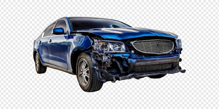 PSD un coche azul destrozado con un extremo delantero dañado aislado
