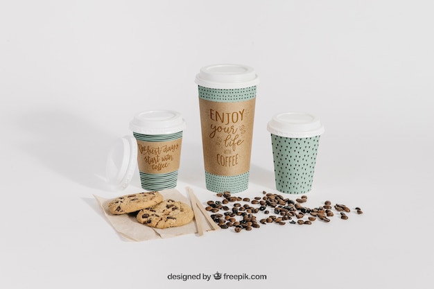 Coffee mockup con tazze di diverse dimensioni