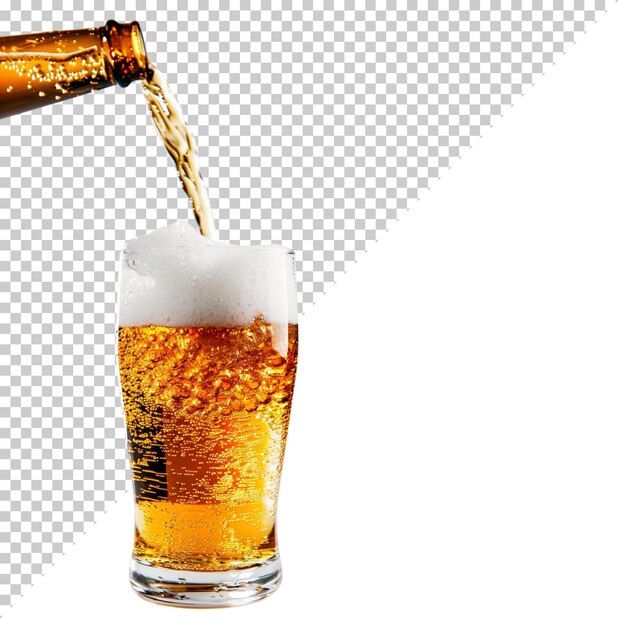 PSD composição de cerveja isolada em fundo transparente