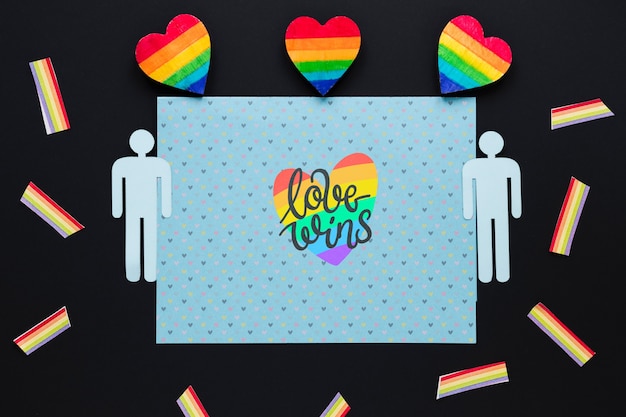 PSD composición flat lay de lgbt pride con plantilla de papel