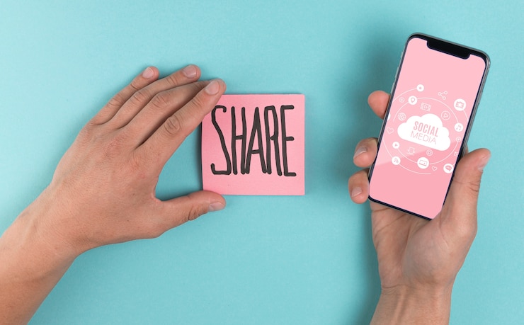 PSD conceito de mídia social com mensagem de compartilhamento