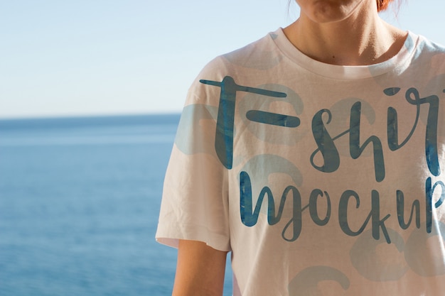 Conception de la maquette de t-shirt