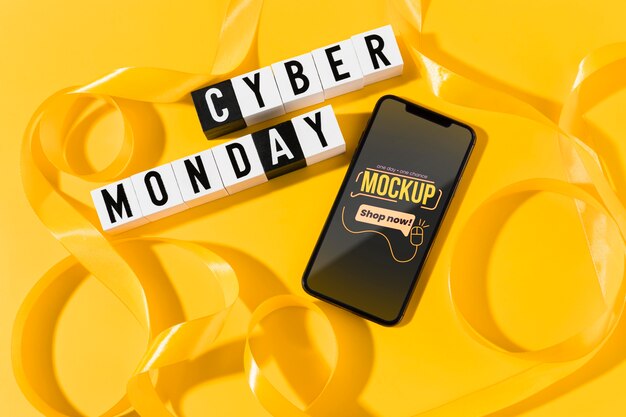 Concepto de cyber monday con maqueta