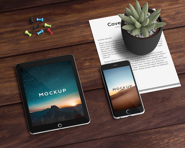 Concepto stationery con mockup de tablet y smartphone