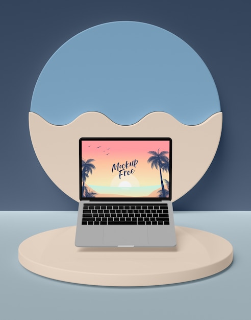 Concepto de verano con laptop