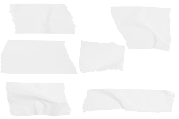 Conjunto de pedaços de fita de papel branco em um fundo em branco