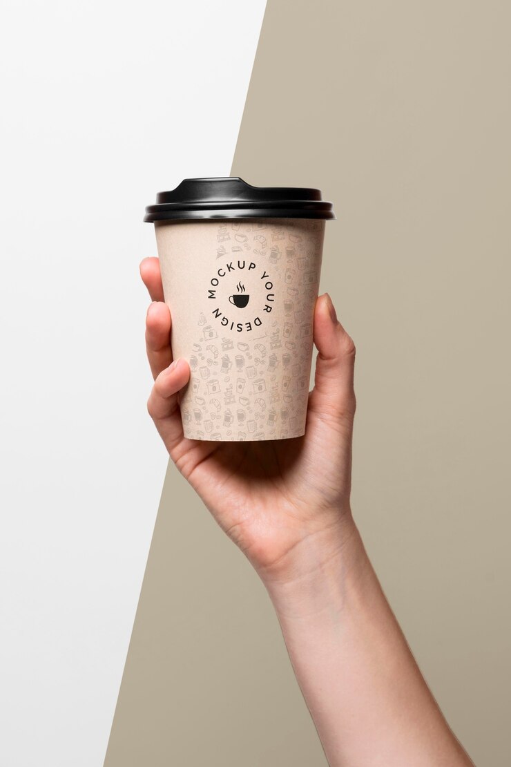 PSD copo de plástico com simulação de café