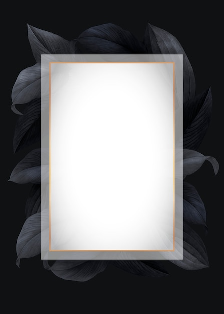 Cornice decorata con fogliame