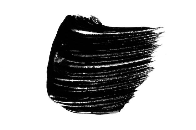 un coup de peinture noire sur un fond blanc