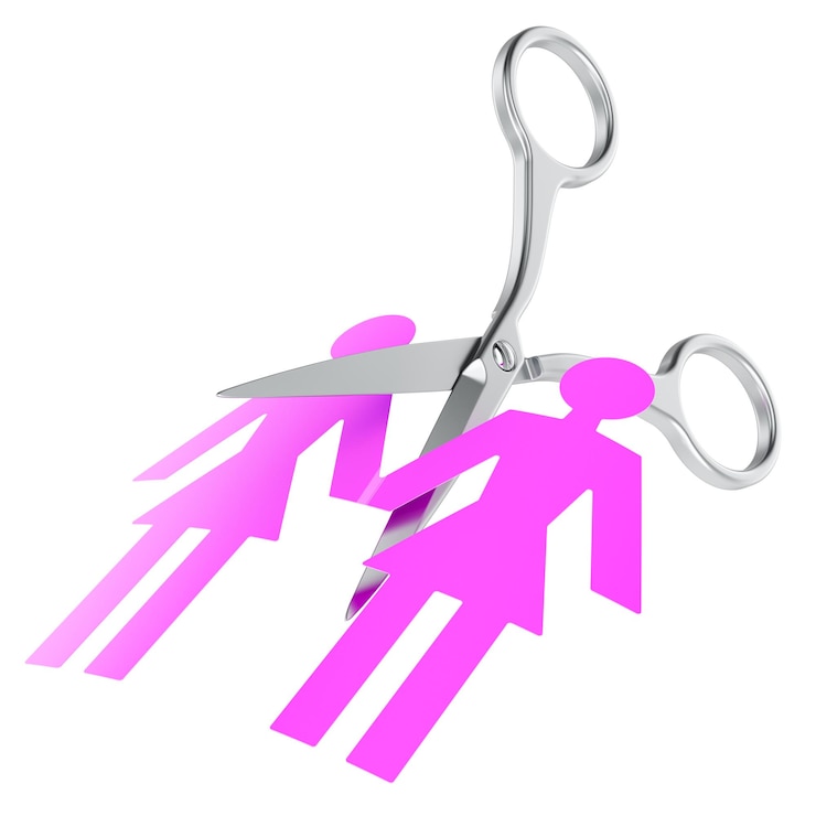 PSD coupure de ciseaux de figures de conjoints lesbiennes concept de séparation du divorce rendering 3d isolé sur un fond transparent