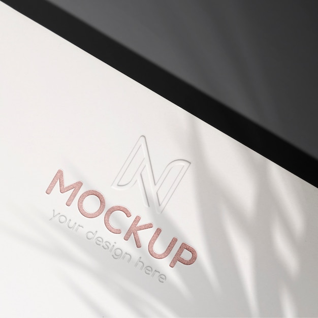 Création d'une maquette de logo en gros plan avec effet